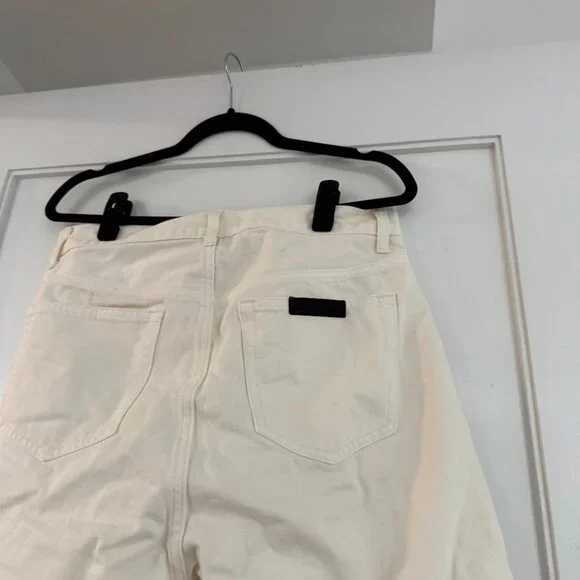 Fear Of God Essentials 5 Pocket Denim Jeans In Cloud Dancer Straight Leg